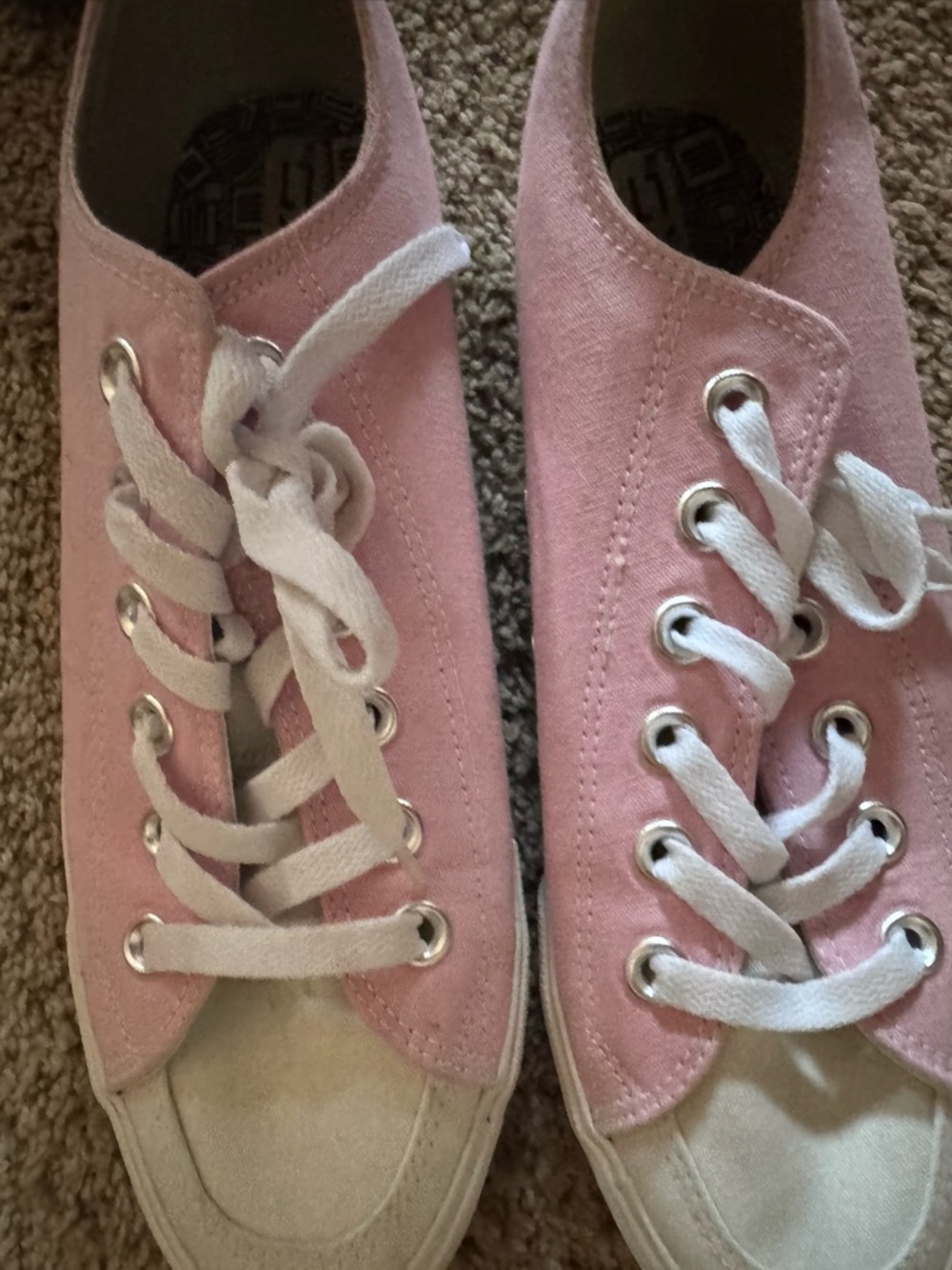 Mixed Lot of Converse Canvas Sneakers - Multiple Colors - Picture 10 of 14